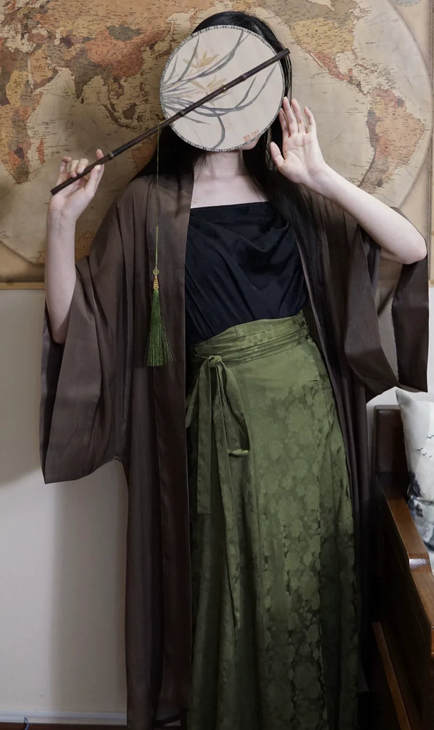 Chun yi 春意 Olive Green Weijin Tang 10 Panel Poqun Skirt