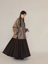 Load image into Gallery viewer, Gan Cao 甘草 Licorice Modernized Ming Dynasty Liling Top &amp; Easy-Wear Mamian Set